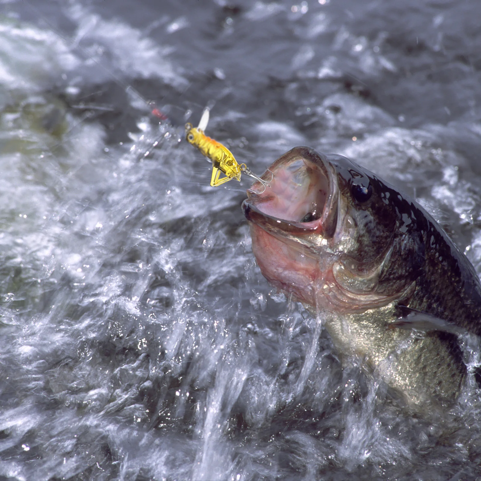 

5Pcs 3.3cm 3G Simulation Grasshopper Fishing Lures Tongue Depressor Design Water Freshwater Fishing Lures Artificial