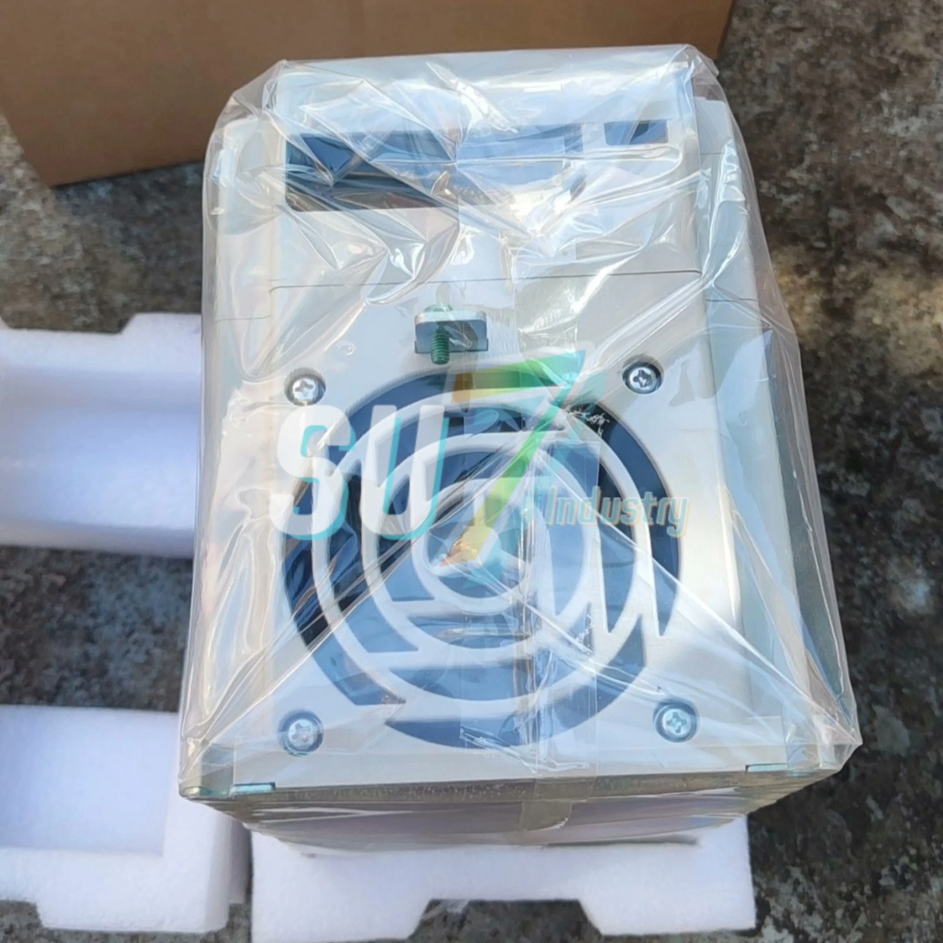 변환기 VFD007M23A VFD007M43B 새로운 원본