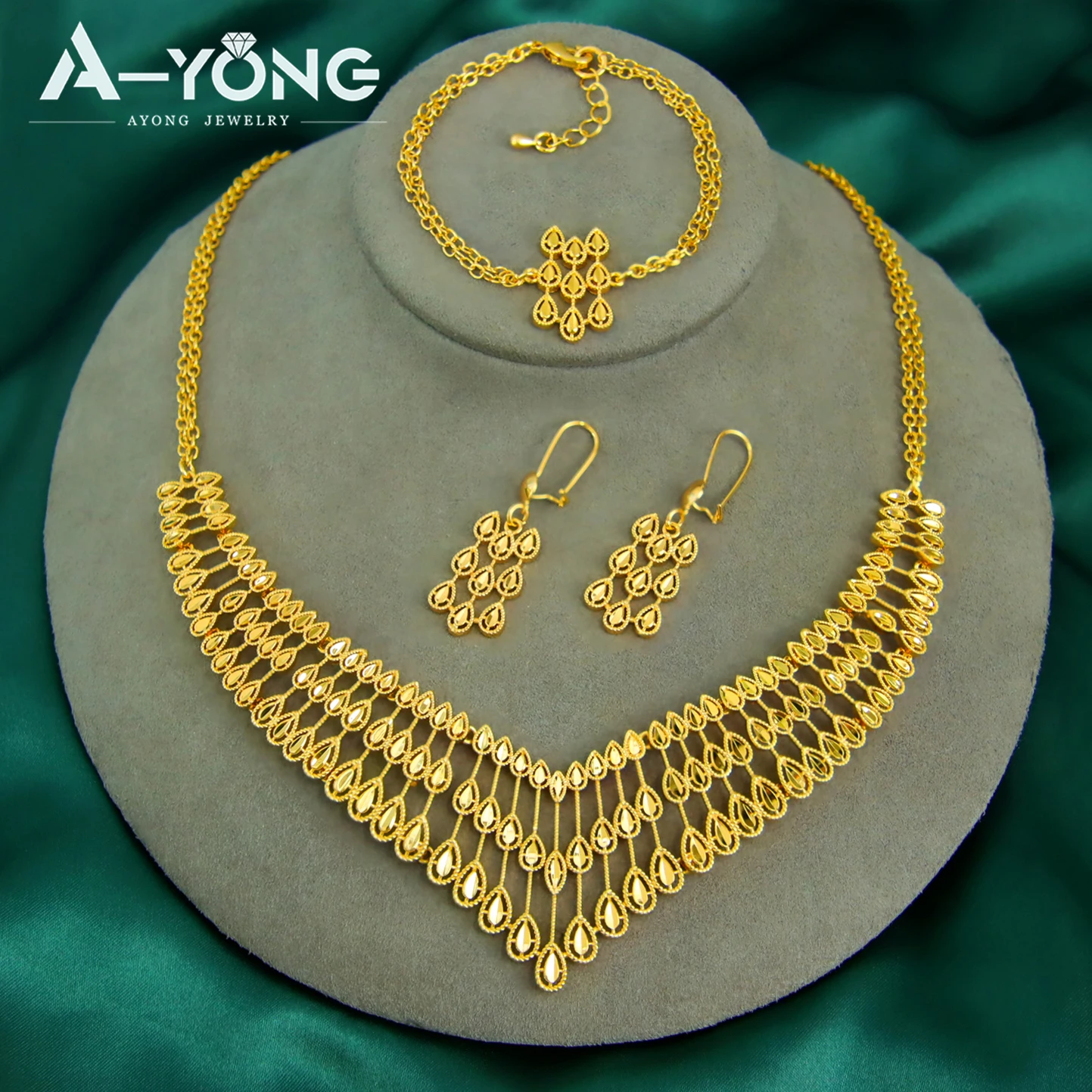 Gorgeous Dubai Wedding Jewelry Set, 21k Gold Plated