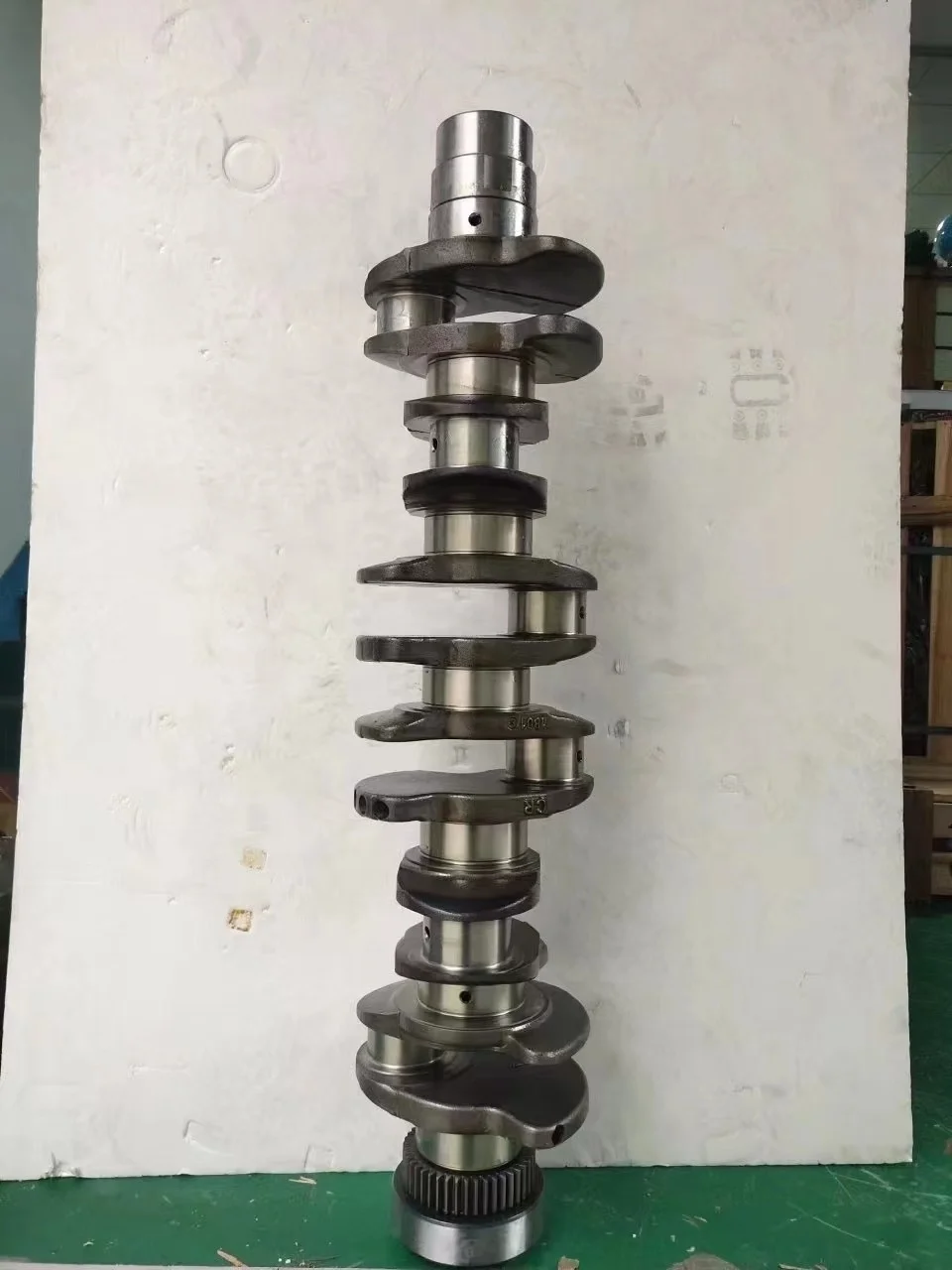 Excavator engine crankshaft EC210B EC210C D6D engine crankshaft 20459146 02931334 02931222