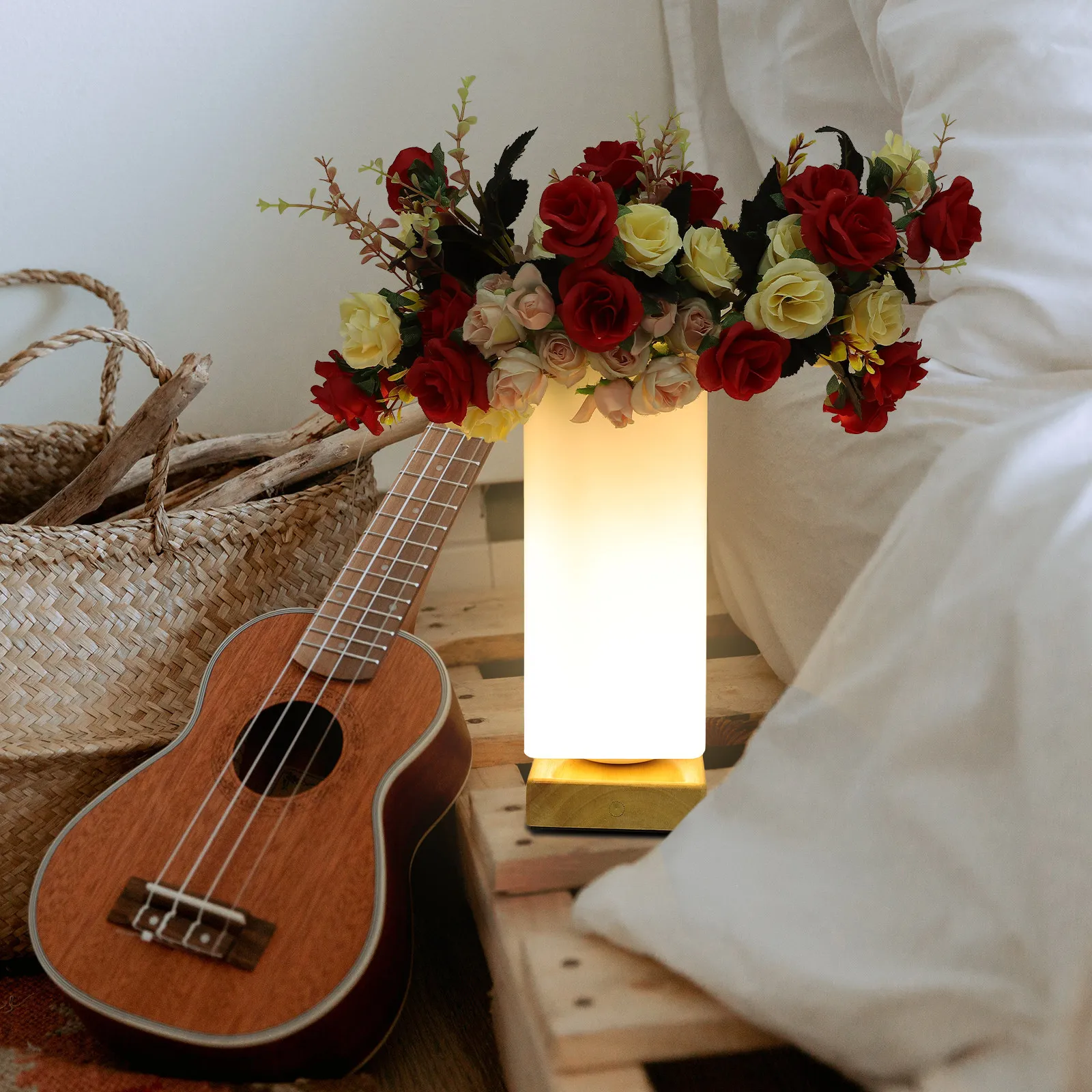 

Сенсорная стеклянная лампа-ваза с регулировкой яркости, ночник, настольная лампа для спальни, гостиной, столовой, кофейни, уникальный эстетичный дизайн