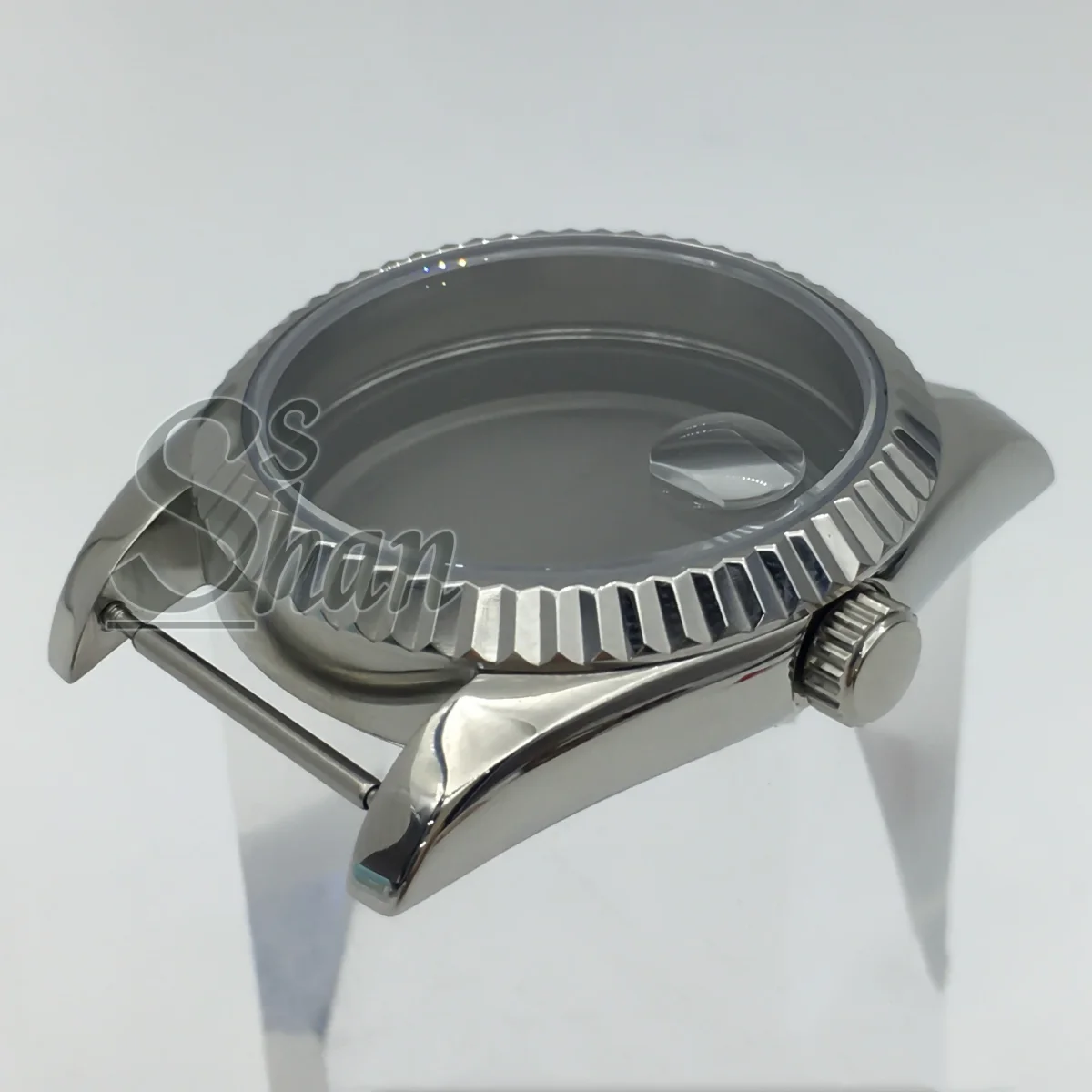 La caja pulida de 36 mm/39 mm con cristal de zafiro y borde verde es adecuada para el movimiento NH35 NH36 Miyota DG ETA2824 PT5000