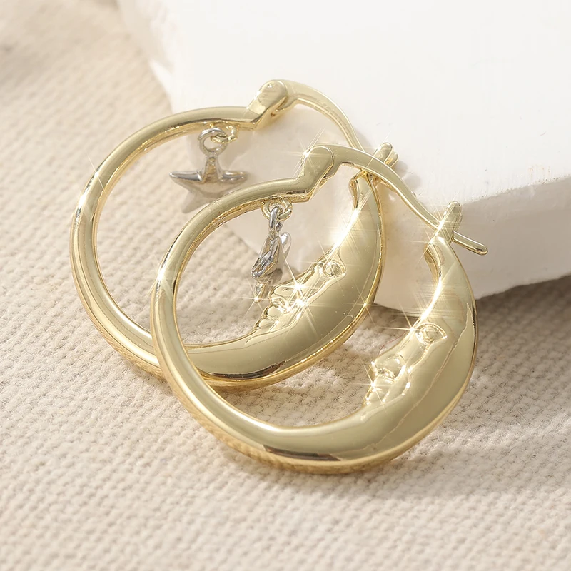 Trendy Hand Carved Star Moon Hoops Women's Earrings Two Color Metal Geometry Daily Wear Party Jewelry Anniversary Gift