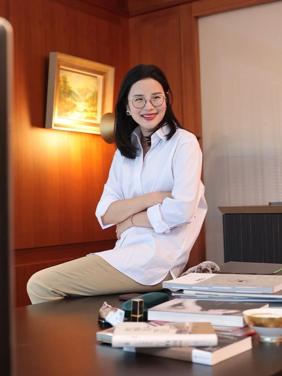 ゆったりとした女性用オリジナルバージョン ホワイト イルト 通勤 スリーブ ロング スリーブ カラー ポリエステル混紡 ビジネス カジュアル イルト