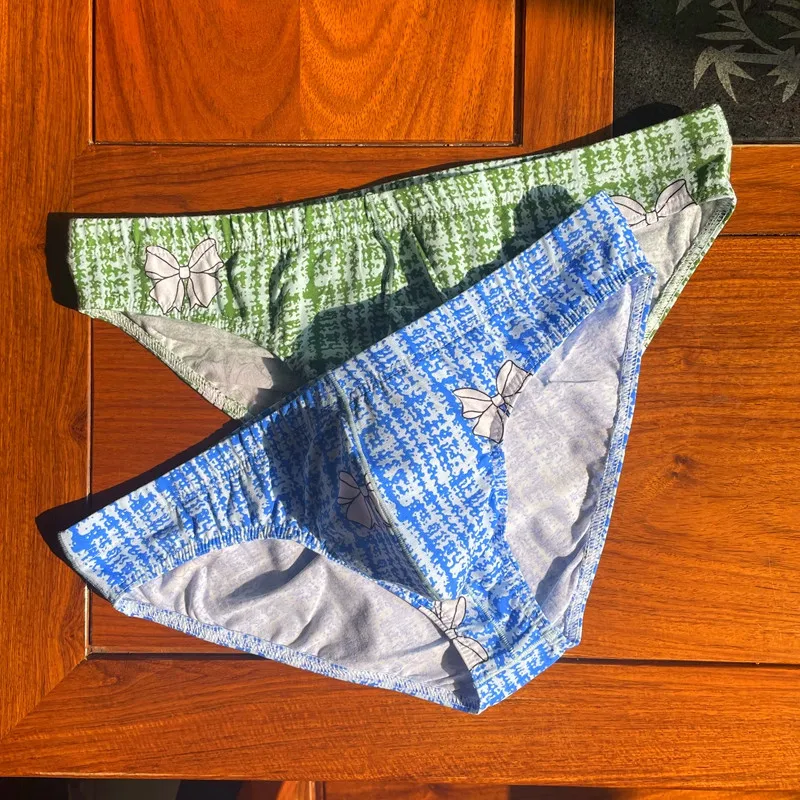 

Сексуальное мужское нижнее белье, молодежное хлопковое дышащее удобное короткое нижнее белье с милым принтом, U-образные выпуклые трусики-танга с низкой талией, студенческие трусики