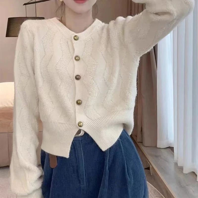 Sweater Women 2024 Fashion New Round Neck Solid Color Small Single Breasted Sweater Thick Knit Women Cardigan Women BD4123