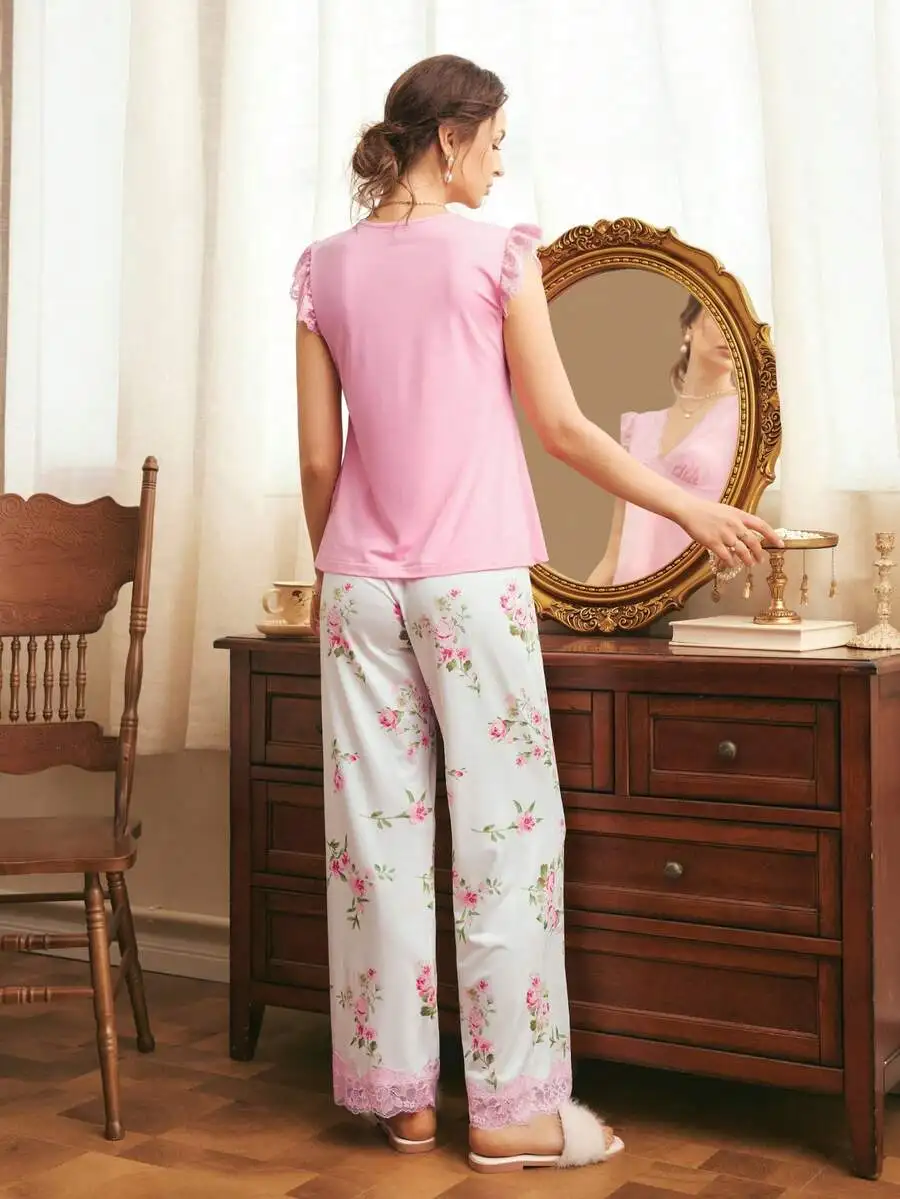 

Elegant Floral Lace Patchwork Women Pajama Set Pink Sleepwear Summer