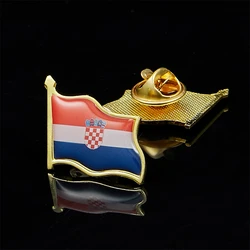 Spilla da bavero con bandiera del paese della croazia realizzata in metallo Souvenir Hat uomo donna Waving Epoxy Flag spilla da bavero