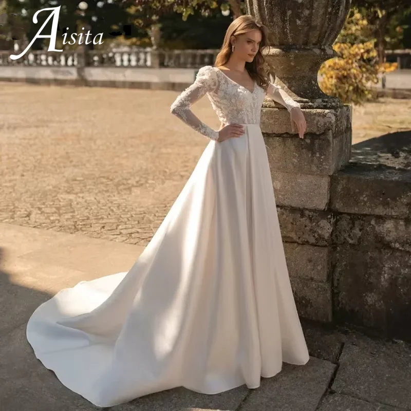 

Lace Wedding Dresses V-Neck Long Sleeve 2025 A Line Bridal Gown Appliques Bride Dress Vintage Princess Bridal Gown Customized