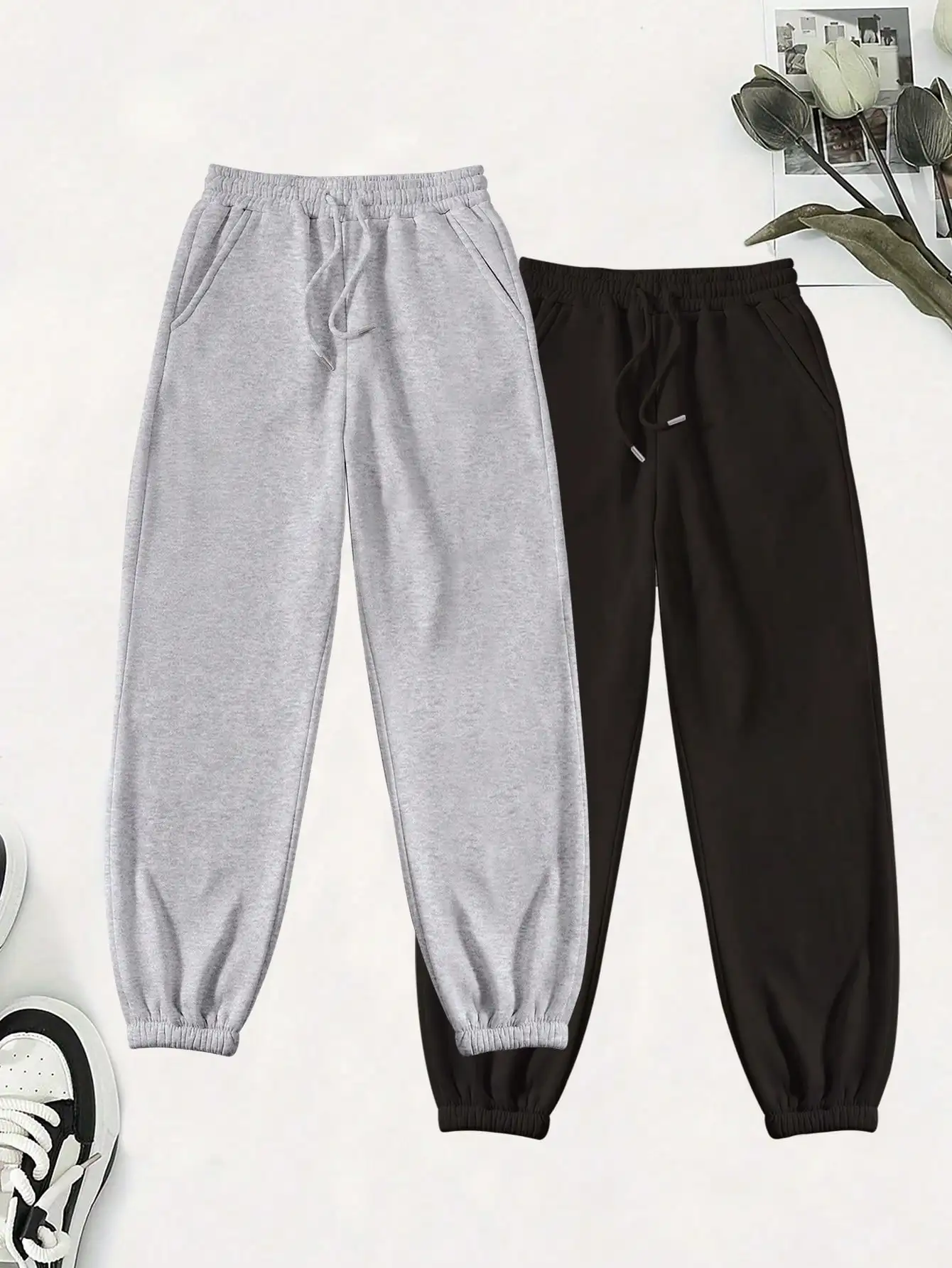 

Women's Solid Color Drawstring Jogger Pants with Elastic Waist and Cuffed Hems