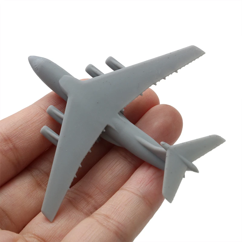 1PCS Russian IL-76 Candid Strategy Transport Toys Aeroplane Heavy Carrier Aircraft Mould 1/700 1/400 1/350 Scale for DIY Model