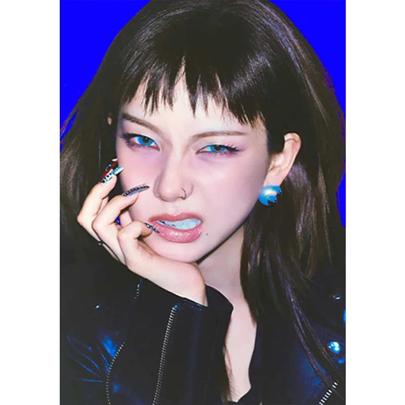 โปสเตอร์อัลบั้มใหม่ของวงเกิร์ลกรุ๊ปเคป๊อป RICH MAN HD โปสเตอร์นิงนิง วินเตอร์ กิเซลล์ คาริน่า สติ๊กเกอร์ติดผนังแบบลอกออกได้ ของตกแต่งสำหรับแฟนคลับ ของขวัญ