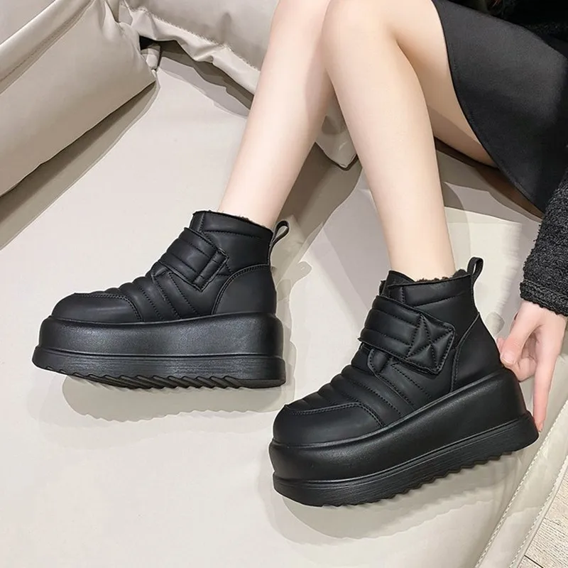 النساء الدافئة أفخم حذاء الثلوج 2026 جديد الشتاء مقاوم للماء الأحذية الجلدية 8 سنتيمتر الكعوب أحذية رياضية مكتنزة سميكة الفراء عالية منصة حذاء بوت بطول الكاحل #6
