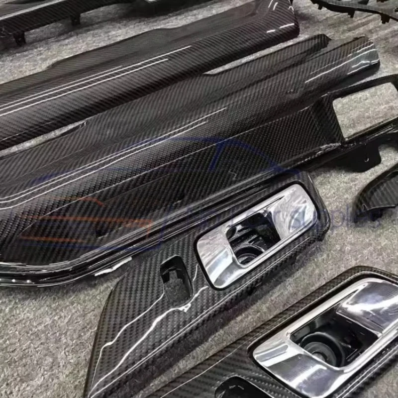 A high-quality carbon fiber interior alternative for the  Mustang GT500 and GT350