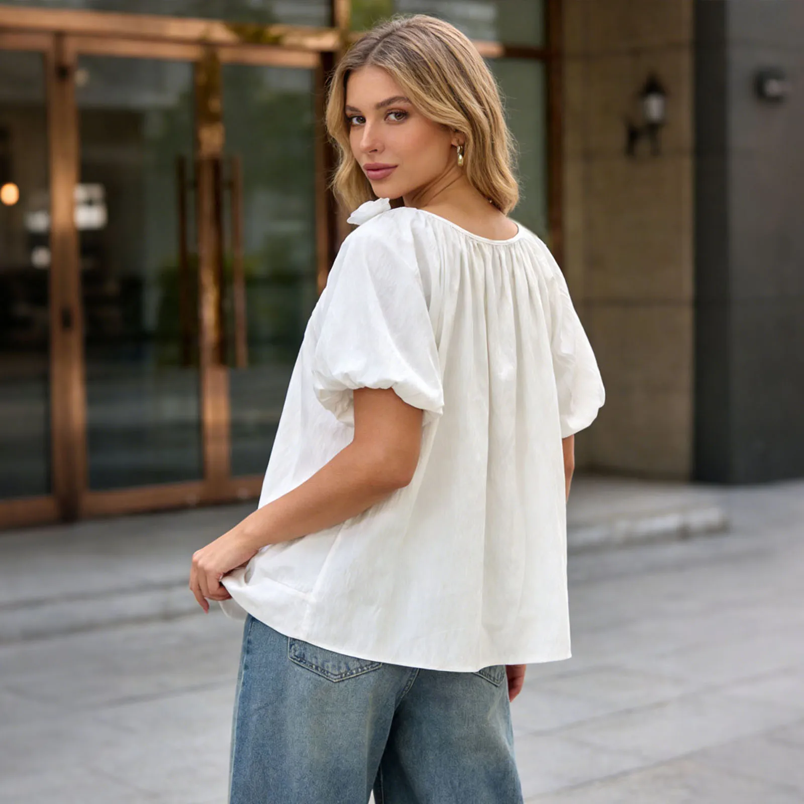 Women's Solid Color 3D Flower Tops Summer Fashionable V Neck Loose Fit Short Sleeve T-shirts
