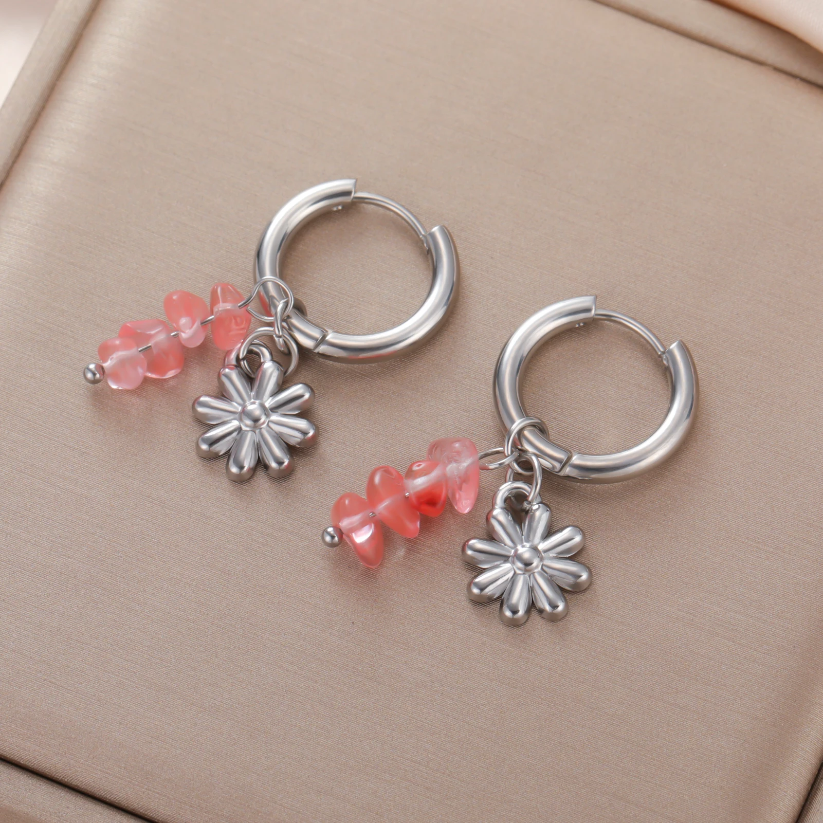 Blumen-Ohrringe Gänseblümchen Sakura Sonnenblume Tropfen-Ohrringe Edelstahl-Schmuck Trendige Party Geburtstag Valentinstag Geschenke Großhandel