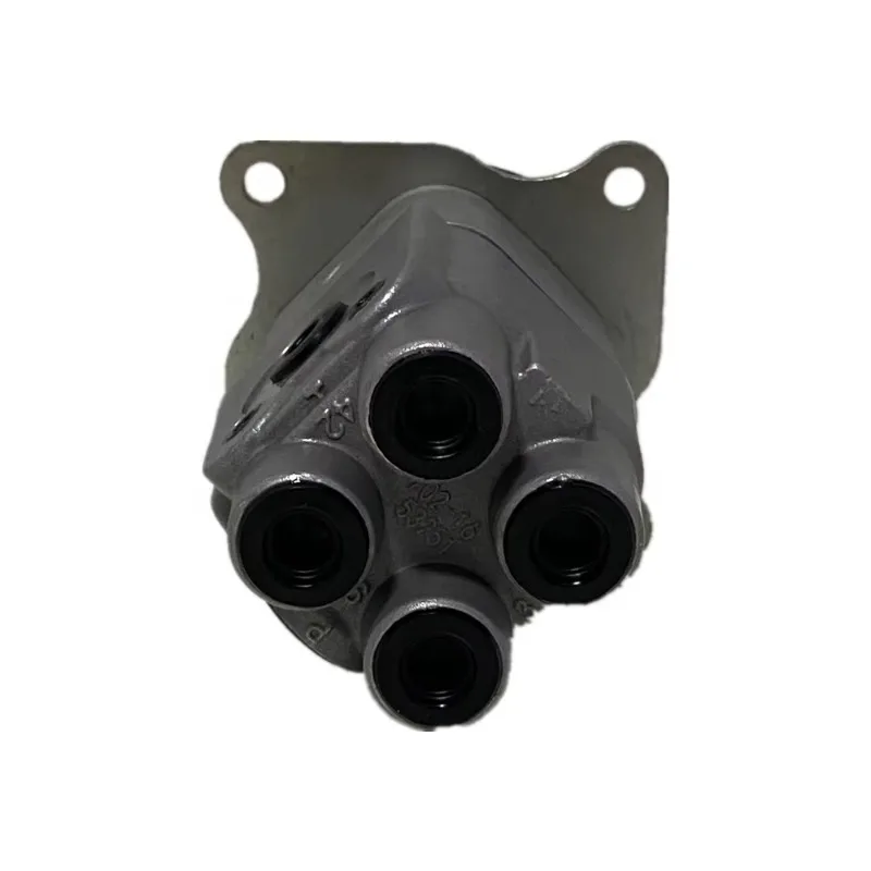 

702-16-0134 0 702-16-0134 1 Bulldozer pilot valve for D65-12 D85 D65E-12 D65EX-12 D65EX-15 D85E-SS-2