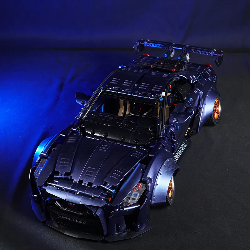 Kompatibel mit LEGO Nissan GTR, japanischem Kriegsgott, niedrig geschlungener, modifizierter Sportwagen, MOC-Modellbaugruppe, Bausteinspielzeug 10221