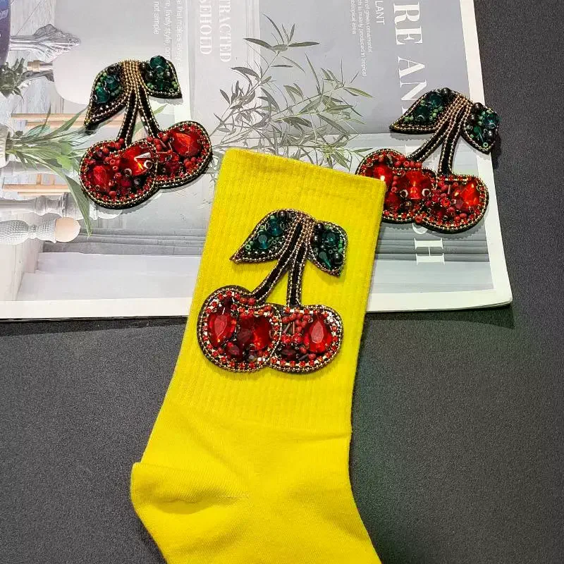 

Red Handmade Beaded Rhinestone Cherry Heart Patch For Clothing Bag DIY Decoration Applique Accessories