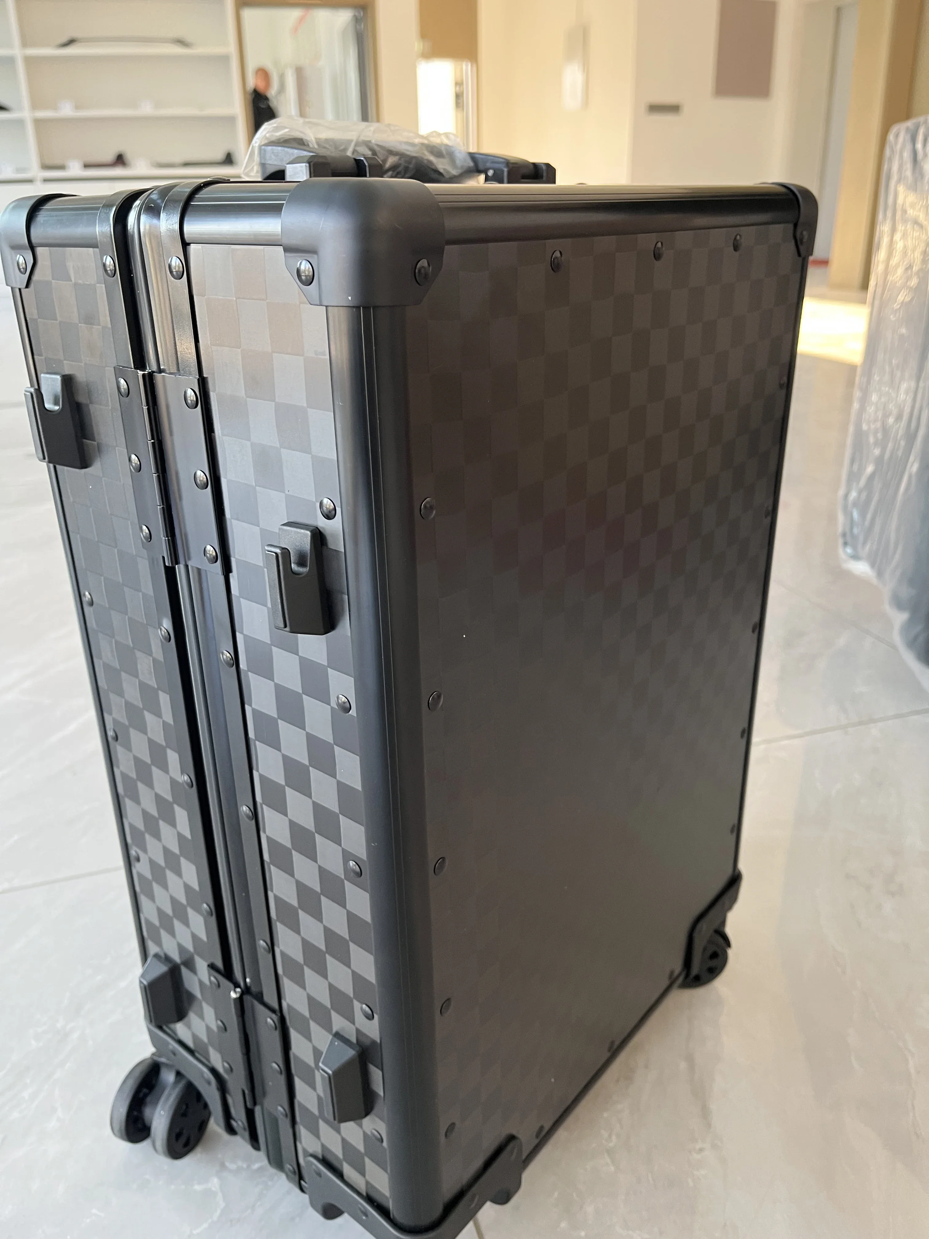 تخصيص عالية القوة 3K ألياف الكربون شعرية نمط حقيبة الاسلوب المناسب 20in 24in 28in حمل الأمتعة قشرة صلبة #2