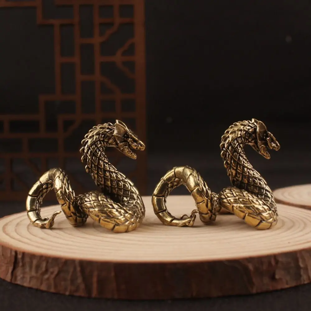 Twelve Zodiac Solid Brass Snake Figurines Antique Elegant Small Dragon Ornament Lifelike Copper Snake Statue Garden Decoration