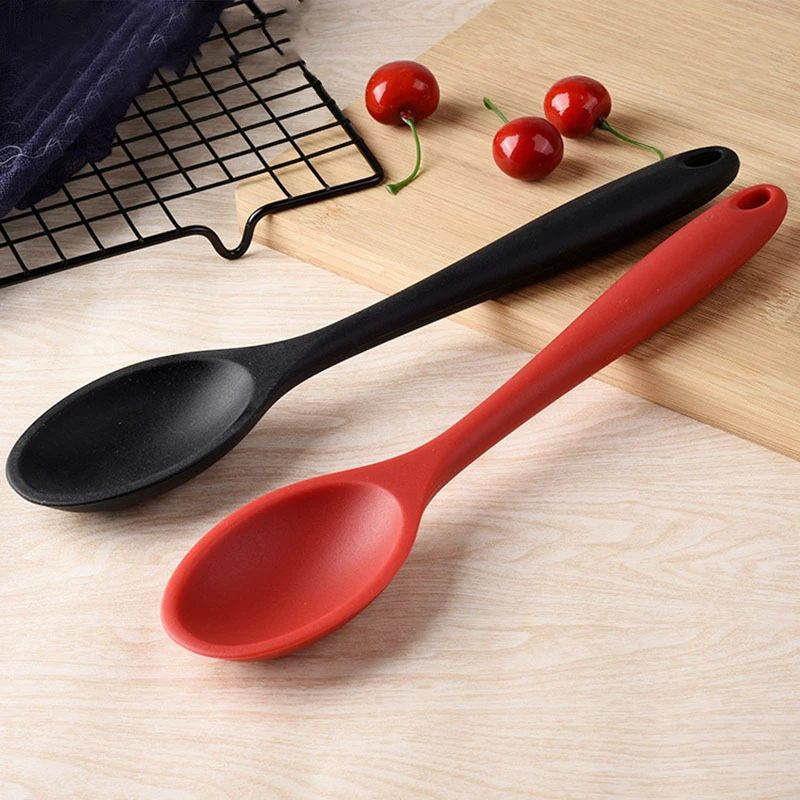 1PC Mini cucchiaio in Silicone cucchiaio antiaderente resistente alle alte Temperature per cucinare cucchiai per mescolare cucchiaio per mescolare forniture da cucina
