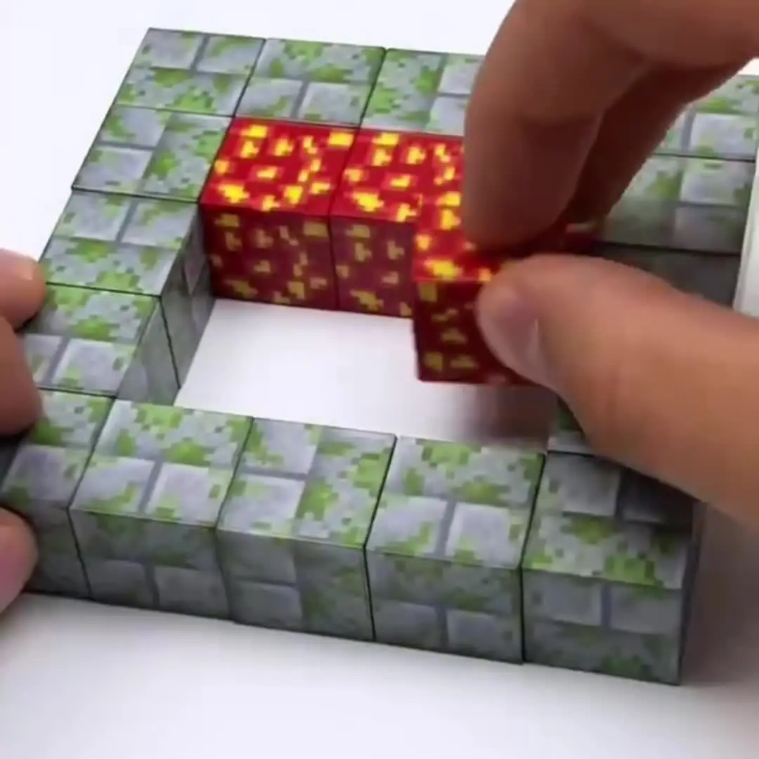 Magnetische Bausteine Spielzeug-Bausteine Komplettes Set für Kinder DIY Montage-Spielzeug Bausteine-Tisch Bauspiele 1. Juni