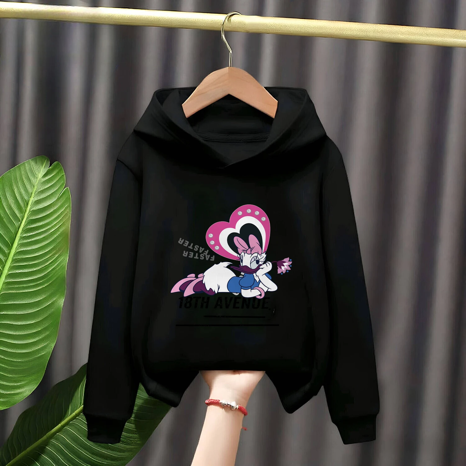 

Disney Daisy Hoodie Sweater 2026 New Design Cartoon Print - Comfortable and Fashionable Clothing