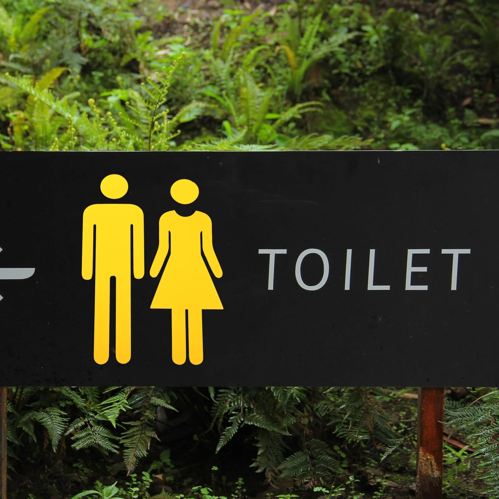 

2pcs Acrylic Washroom Sign Plate Toilet Guiding Sign For Bathroom Door Wall Mounting Lavatory Identification Marker Restroom