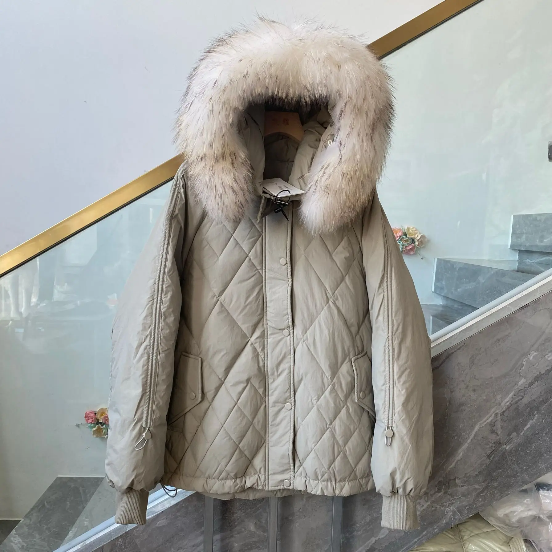 겨울 여성 다운 재킷 통근 후드 여우 모피 칼라 다운 재킷