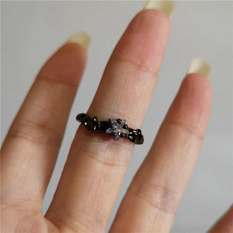 Geometric Gothic Spider Ring for Men Women