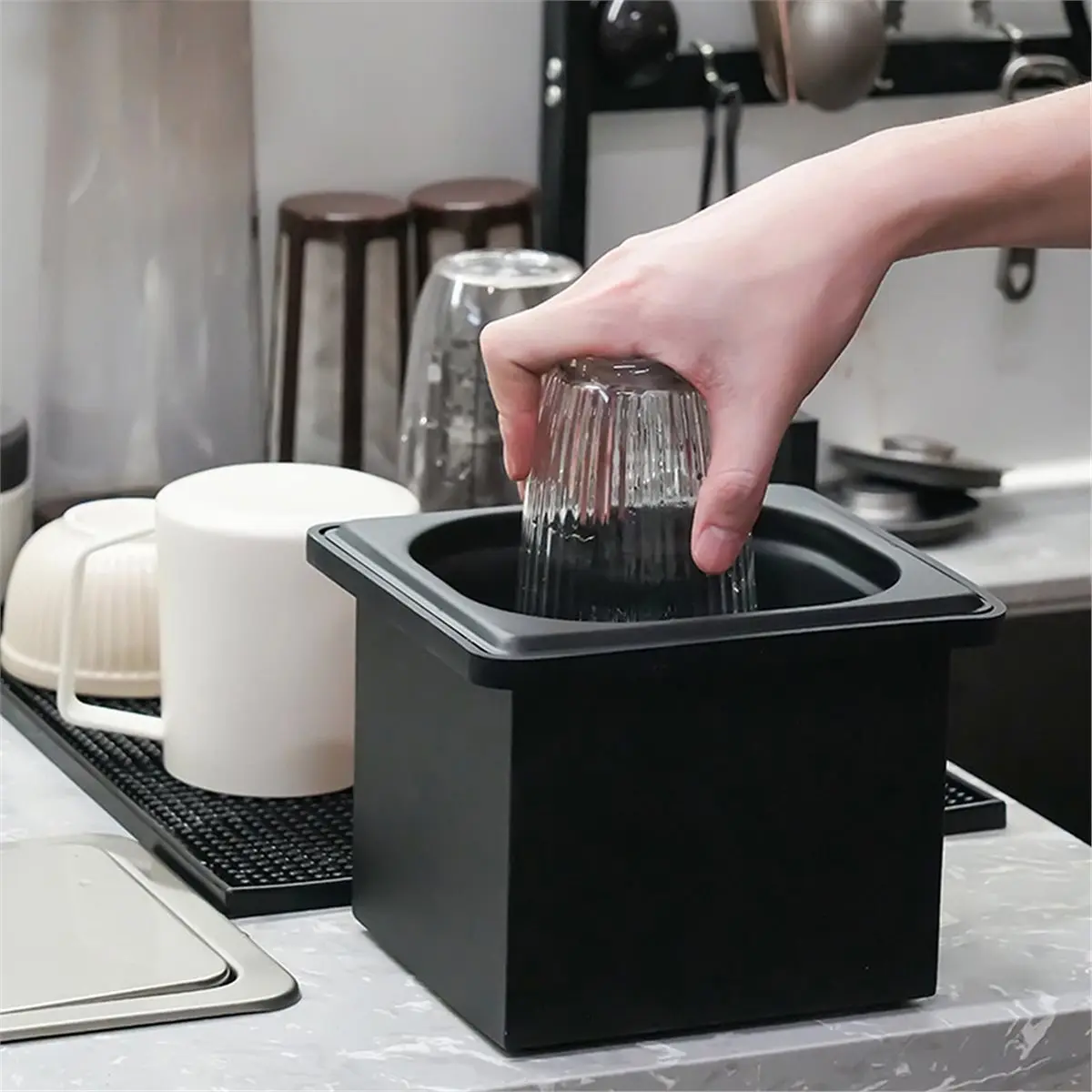 2026 Trend Stainless Steel Free From Opening Kitchen Sink Automatic Glass Cup Washer for Hotel Bar Coffee Milk Tea Cup