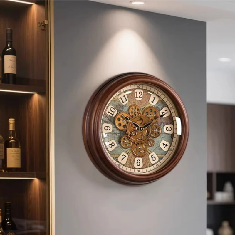 European Retro Wall Clock Solid Wood Hanging Clock Household Silent and Beautiful Clocks Living Room Decoration Accessories