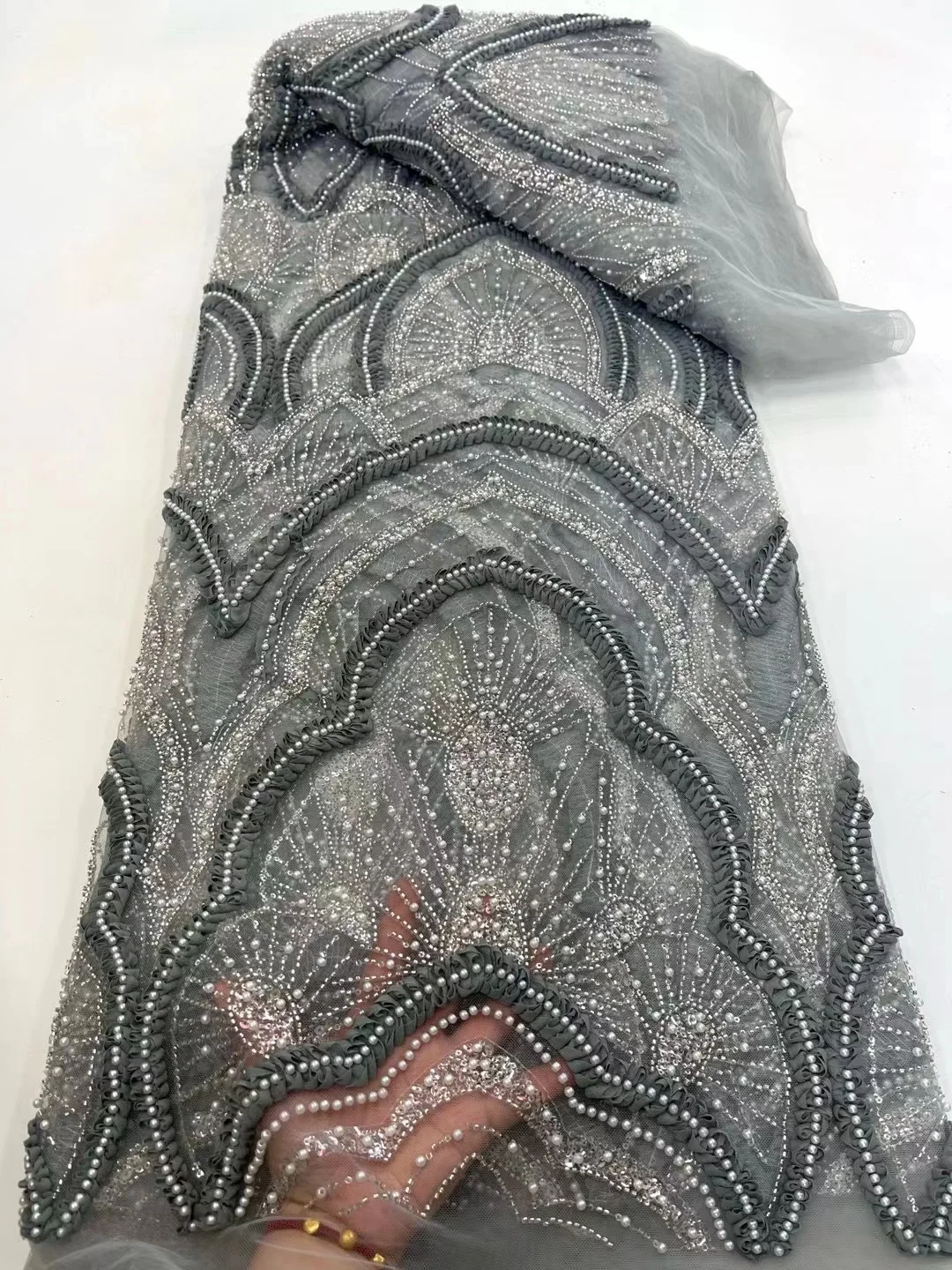 Tessuto a rete di pizzo con perline africane, materiale da sposa nigeriano, tessuto di perline di paillettes di lusso per cucire, alta qualità, 5 metri, 2025, LY662