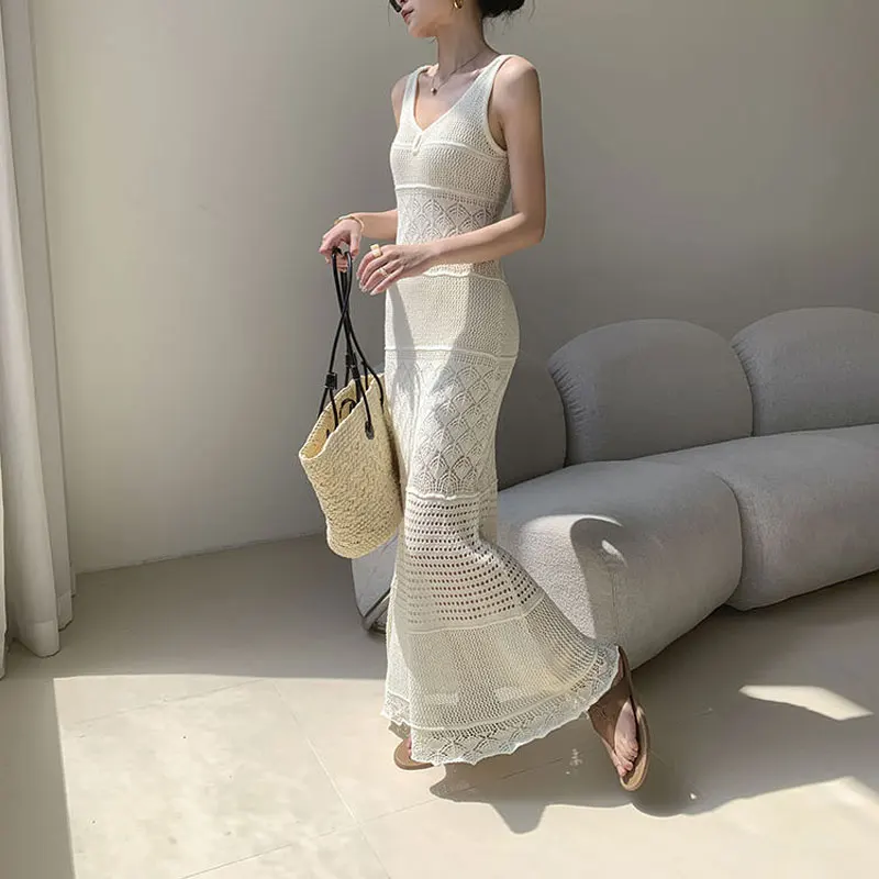 Odzież damska Slim Hollow Out Sundress Sleeveless Summer Thin Casual V-Neck Solid Color Basic Fashion Sexy Bag Hip Midi Dress