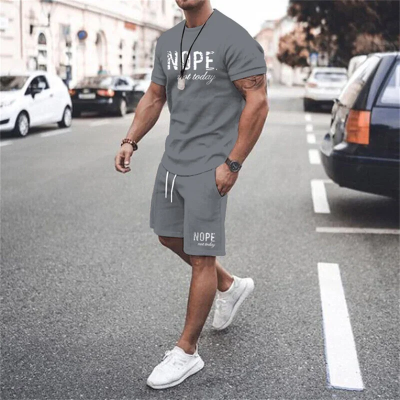 2024 New Summer Simple Men's T-shirt and Shorts 2-piece Set Fashion Street Leisure Comfortable and Breathable Short Sleeve Set