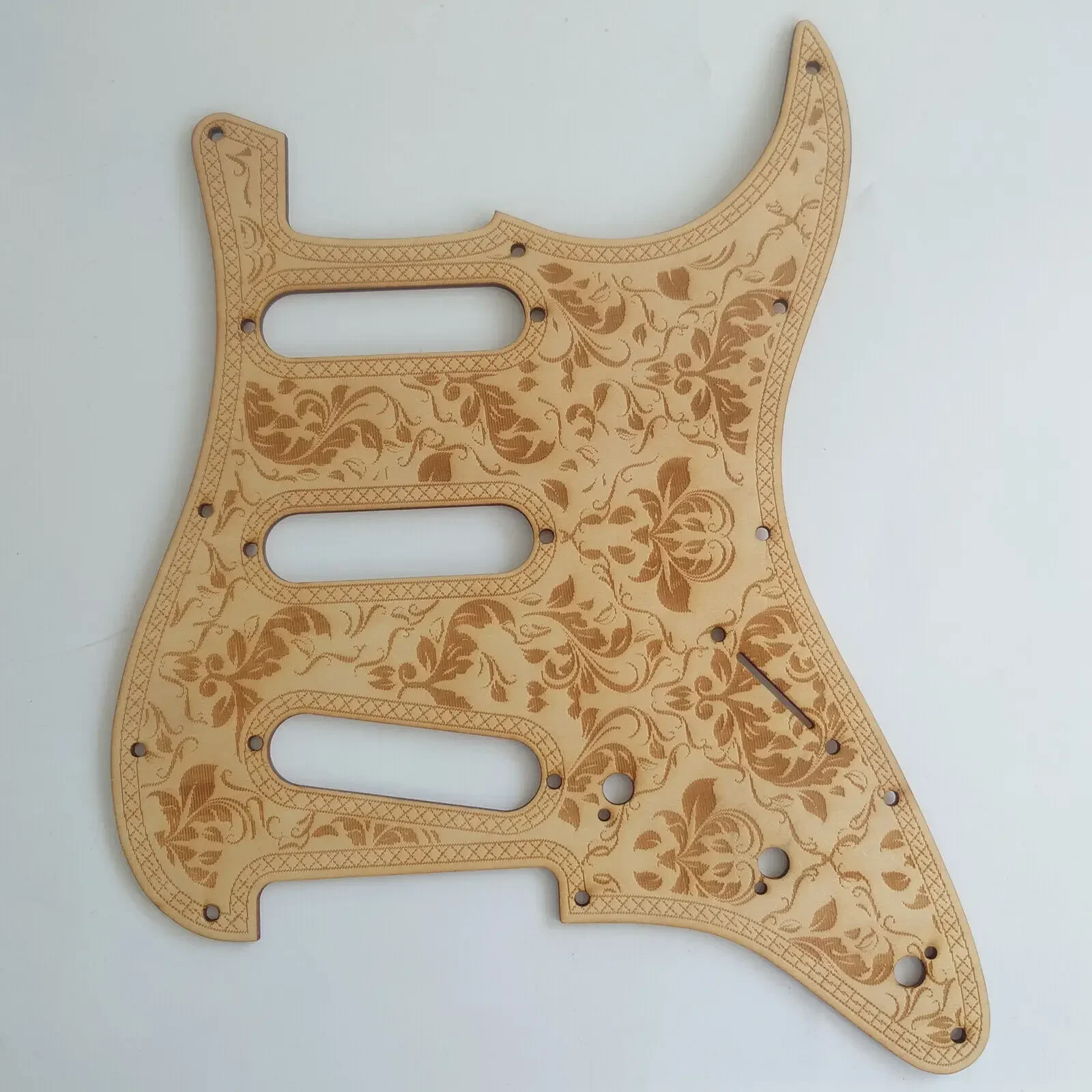 11 Hole ST Guitar Pickguard and Back Plate Carved Basswood SSS Pickup Pickguard for ST Guitar SSS Pickguard