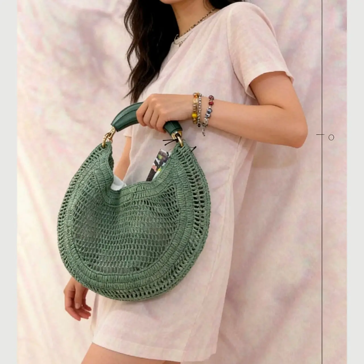 Cross border summer seaside vacation style retro wrist handmade colorful grass woven armpit bag Hobo handbag