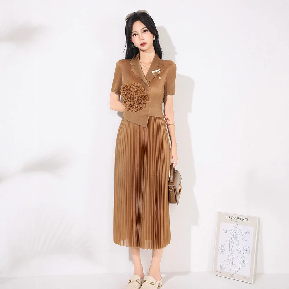 

Miyake Style Pleated Dress for Women 2025 New Elegant Three-dimensional Flower Suit Collar Short Sleeves Large Midi Skirt