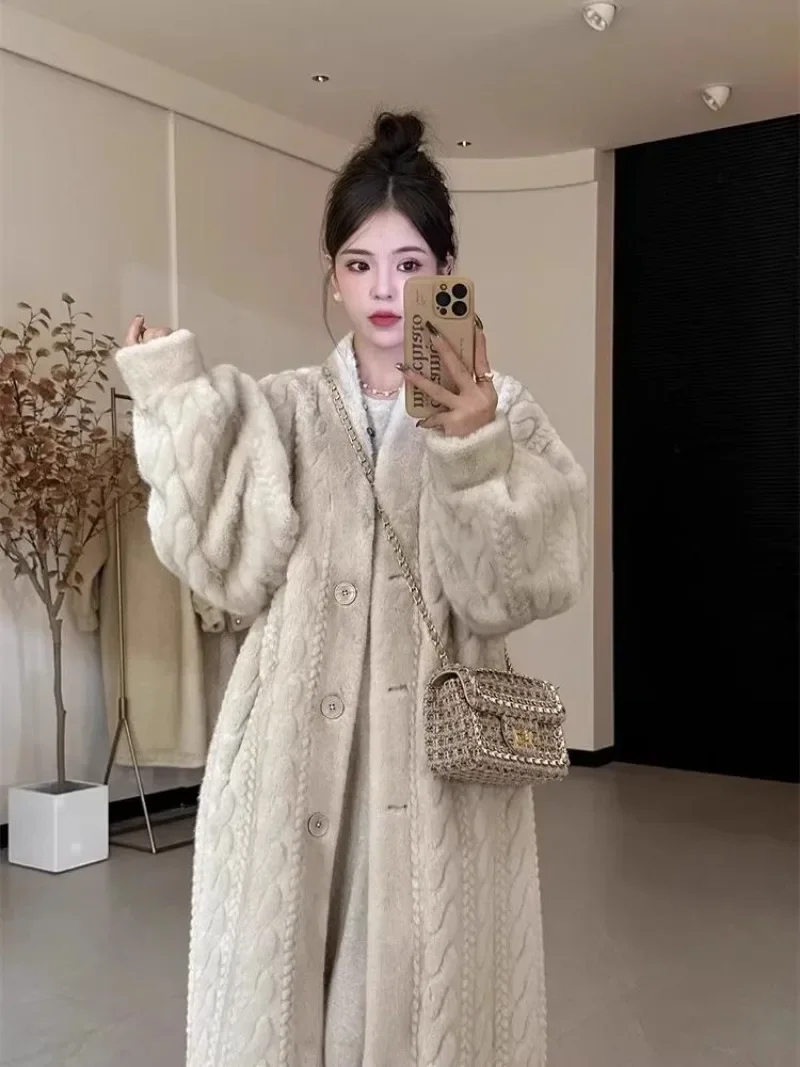 2024 new daughter lazy wind long cardigan mink coat women winter thickened twist mink women