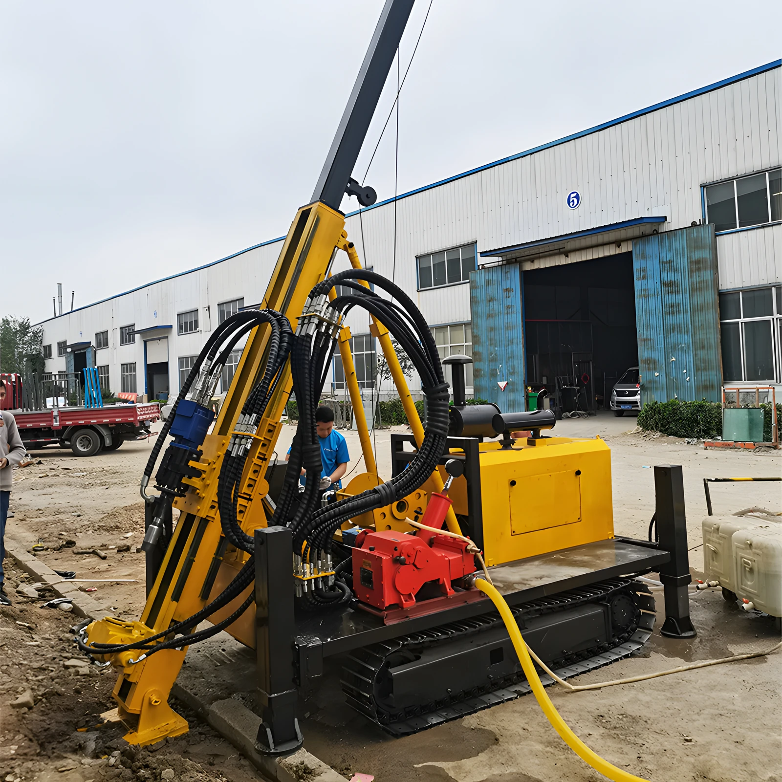 High Quality Diamond Wireline Core Drilling Rig Full Hydraulic Crawler Mounted for Mining Exploration 500m Depth Customized Sale