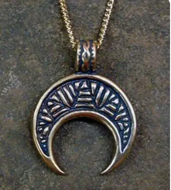 

12pcs Celtics moon necklace