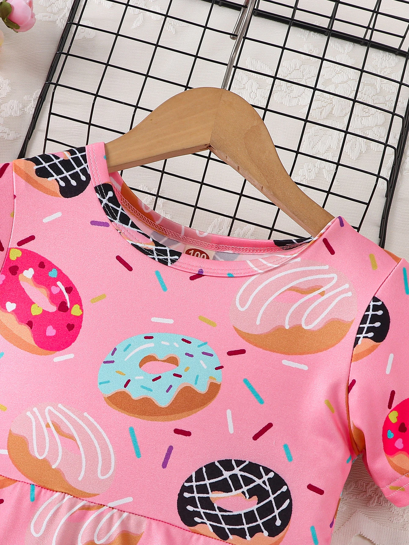 Pink cute donut full print short sleeved round neck girl\'s dress