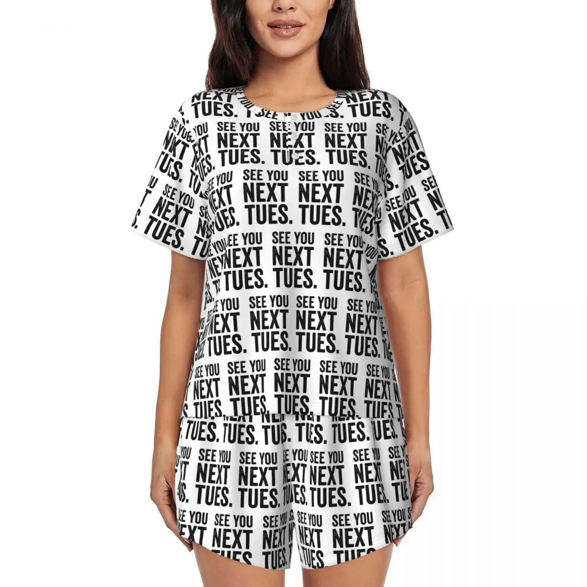 

До встречи в следующую среду: Ночная рубашка с круглым вырезом и короткими рукавами, женский мягкий пижамный комплект с короткими штанами.