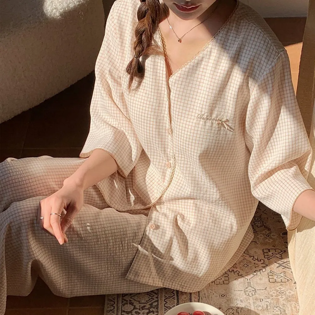 Pajamas Women's Summer New V-neck Lace Embroidered Loungewear Retro Plaid Sweet Suit
