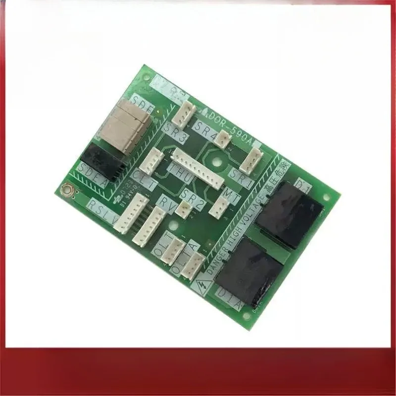 أجزاء مناسبة للوحة واجهة آلة باب غرفة آلة ميتسوبيشي DOR-590A/565/560/580/600 ملحقات المصعد الجديدة