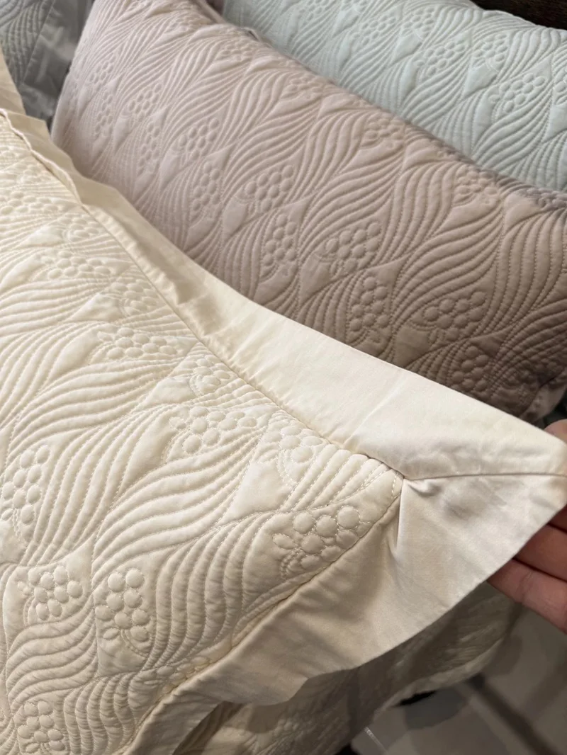 Soft Breathable Silky Cotton Quilted Coverlet Set Lightweight Luxury 3-Piece Quilt Bedspread All Season Bedding Comforter
