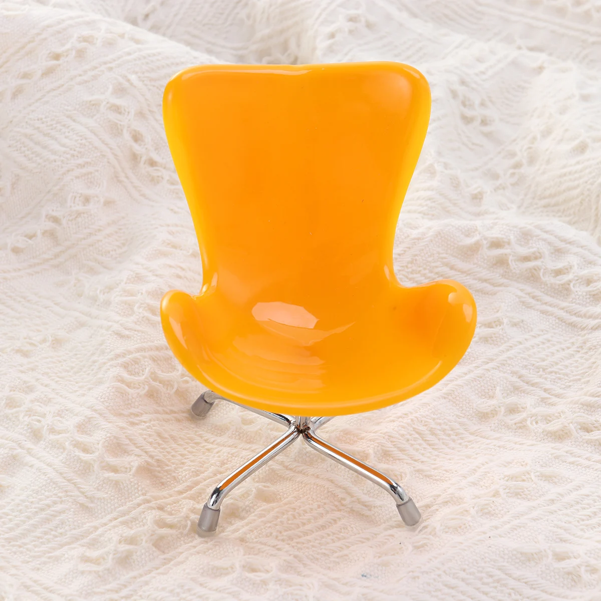 Bonito ouriço decoração brinquedo pequenos animais resto ponto mini cadeira móveis amarelo