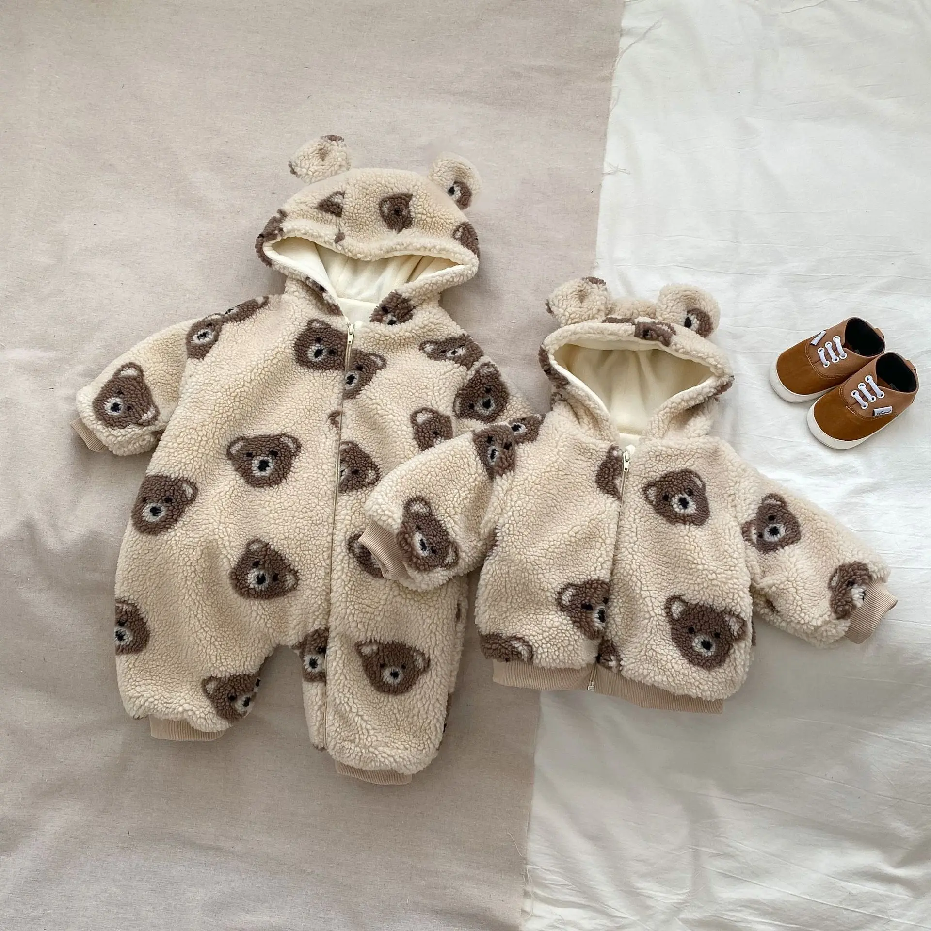 

Baby Winter Clothing For Girl Rompers Cute Bear Print Hooded Newborn Baby Boys Bodysuits & One-Pieces Casual Kids Jumpsuits 0-2Y