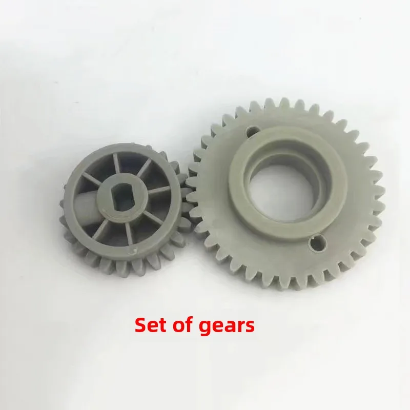 Automatic milk tea sealing machine gear accessories Yifang good helper Kaiwei and other automata universal